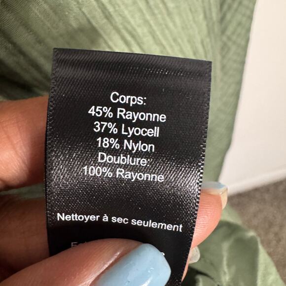 ASTR the Label Revolve Cassian Dress Womens‎ XS Green Midi Cut Out Off Shoulder - Picture 5 of 12